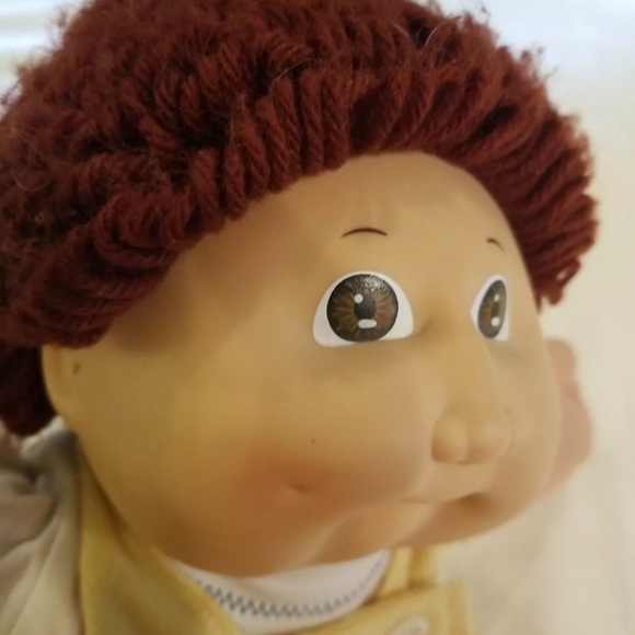 Vintage Cabbage Patch Kids Boy Doll .1985 DARK Brown YARD Hair WITH YELLOW - Picture 7 of 11